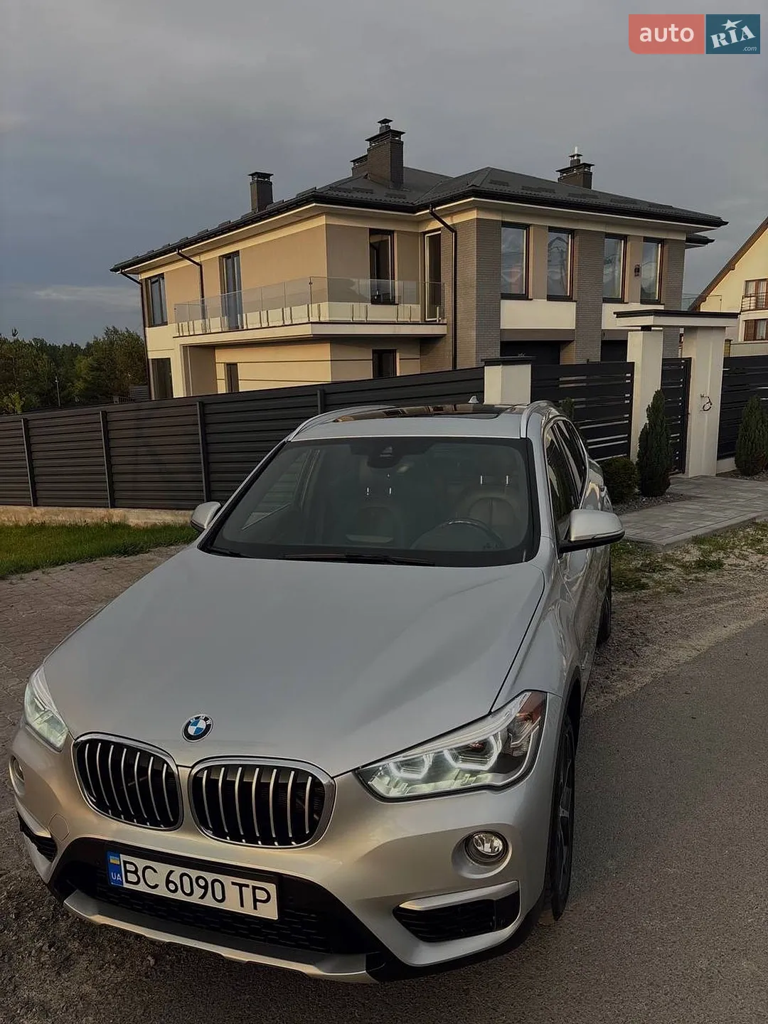 2016 BMW X1 - мініатюра 11