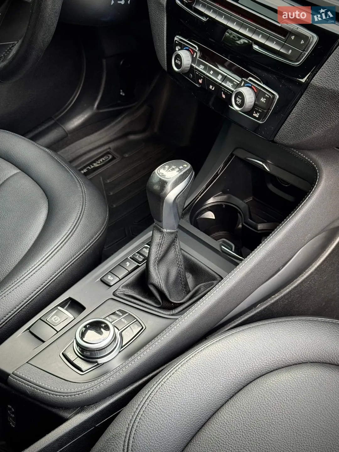 2016 BMW X1 - мініатюра 18