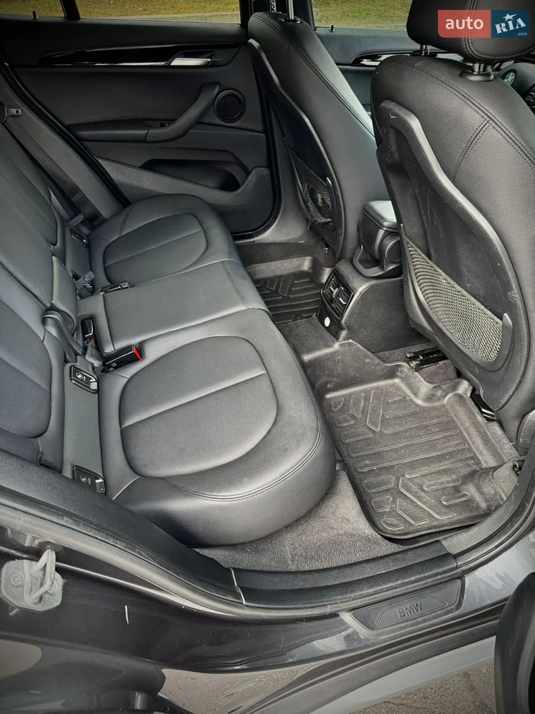 2016 BMW X1 - мініатюра 16