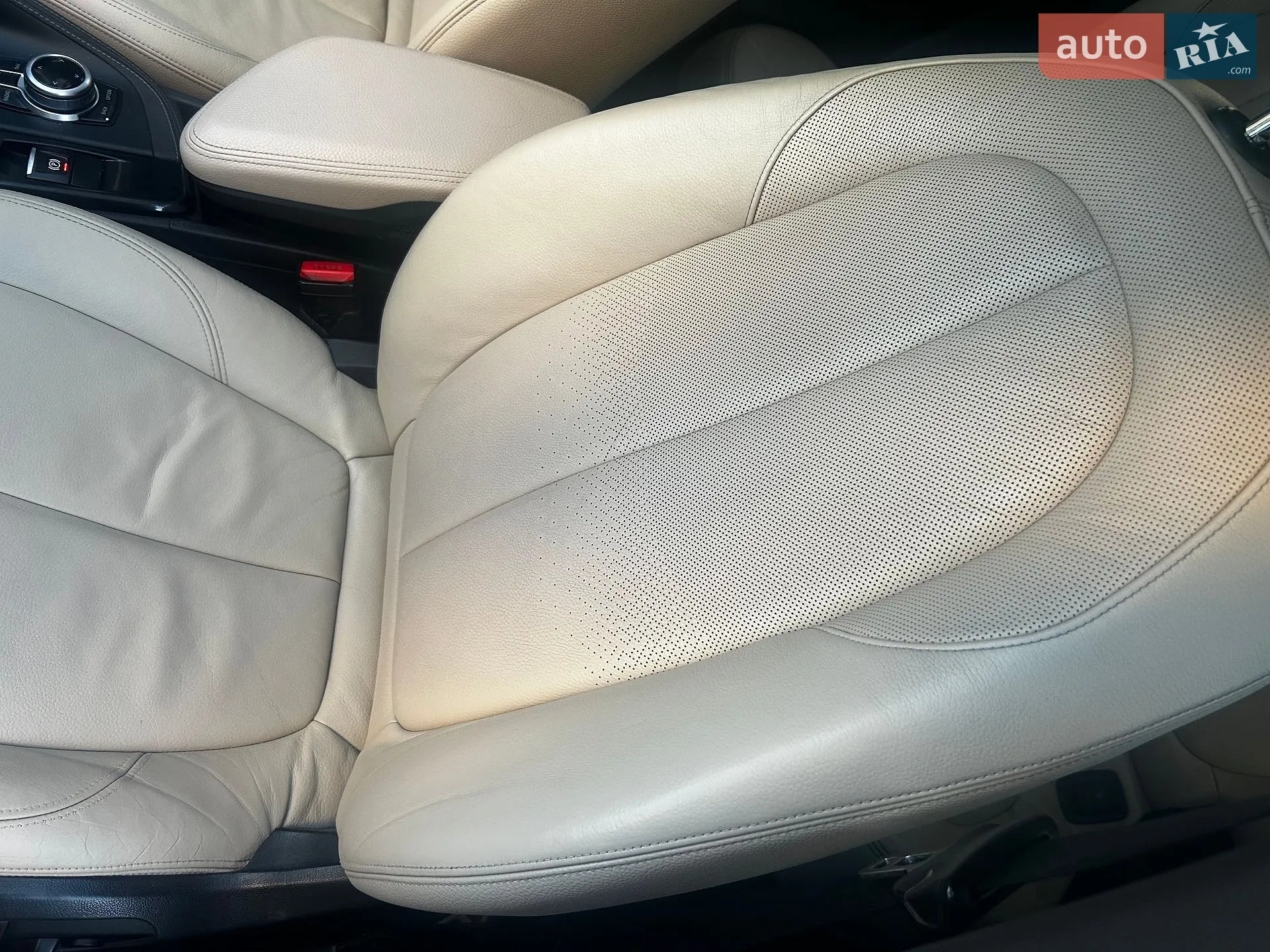 BMW X1 2016 VIN WBXHT3Z38G4A50842 фото оголошення 16 з 36