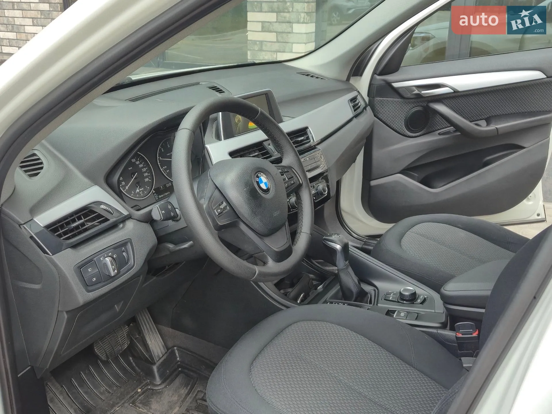 2017 BMW X1 - мініатюра 18