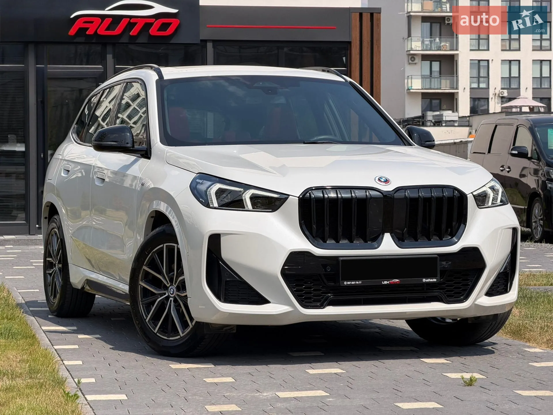 2023 BMW X1 - фото 1