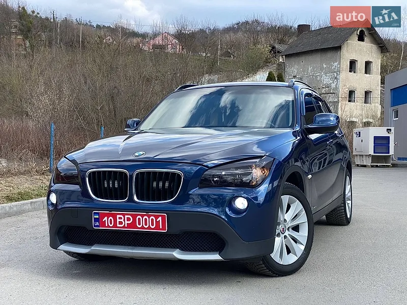 BMW X1 2011