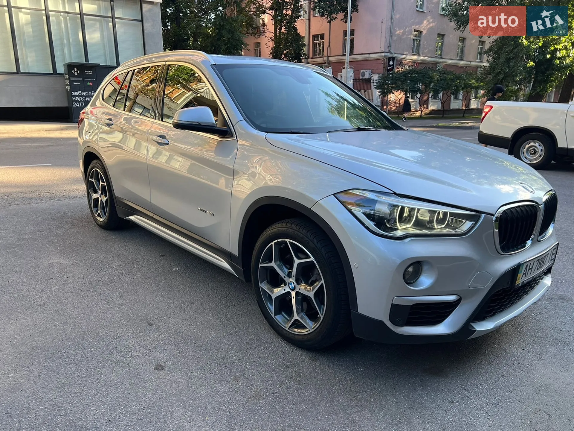 2016 BMW X1 - мініатюра 4