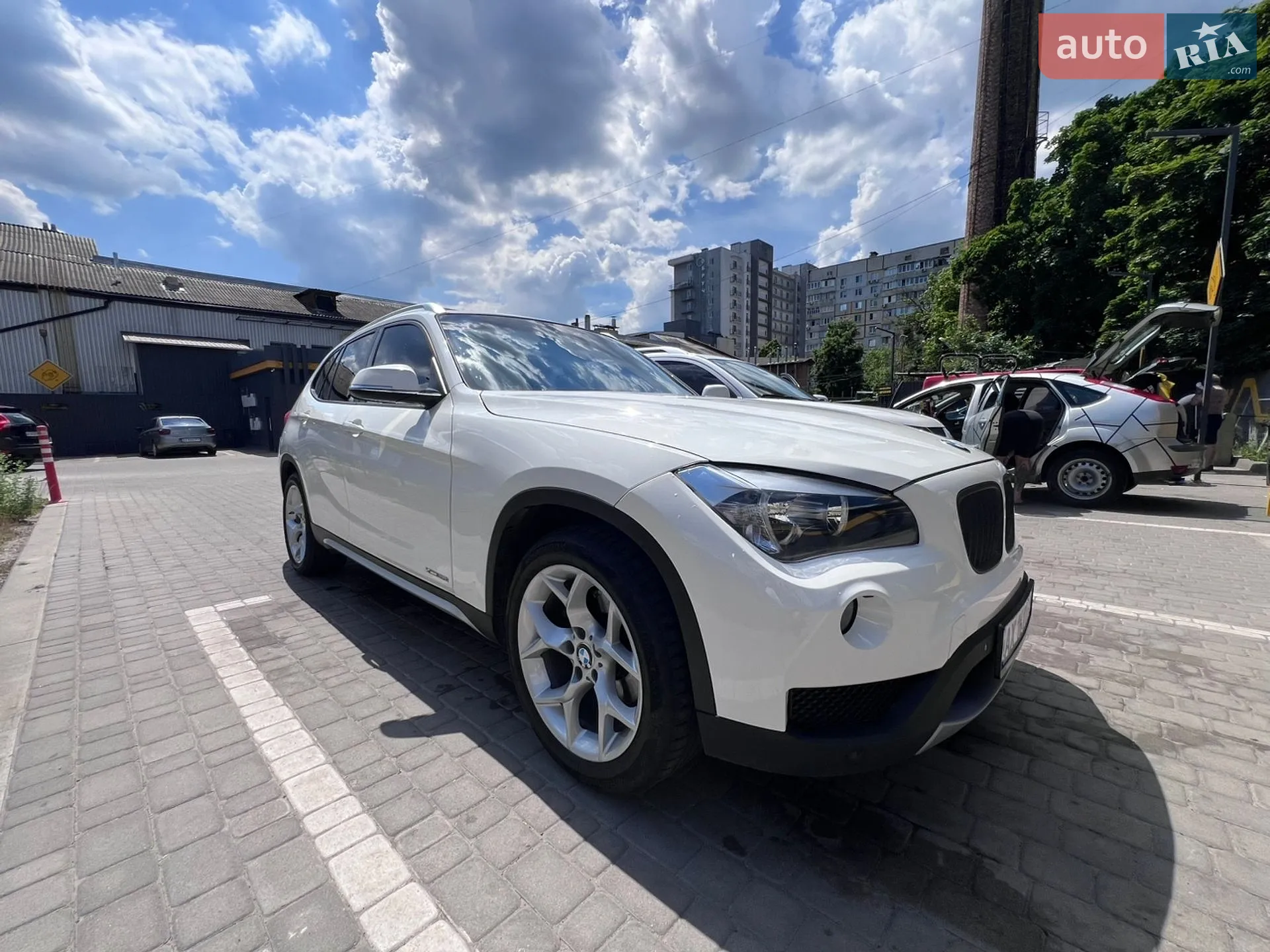 2015 BMW X1 - мініатюра 2