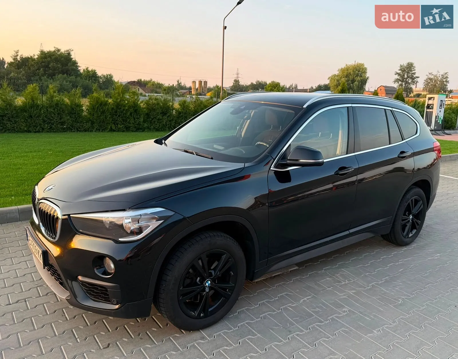 2017 BMW X1 - фото 1