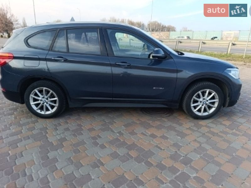 Внедорожник / Кроссовер BMW X1 2018 в Киеве