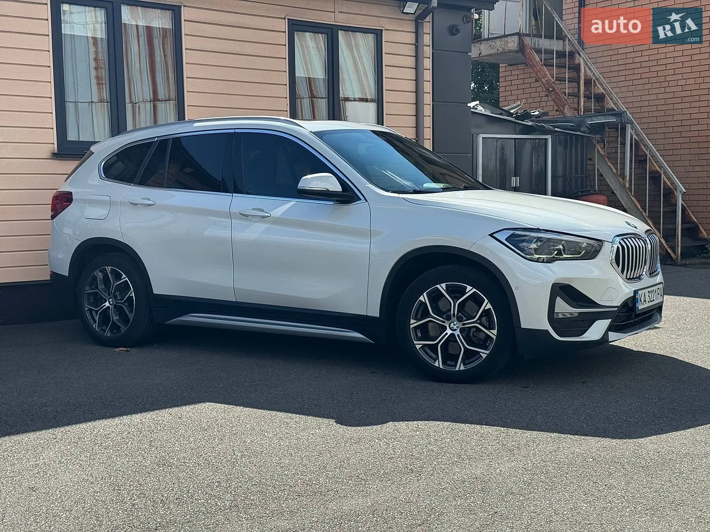 2020 BMW X1 - мініатюра 3