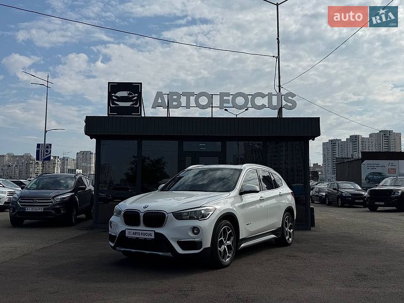 Внедорожник / Кроссовер BMW X1 2016 в Киеве