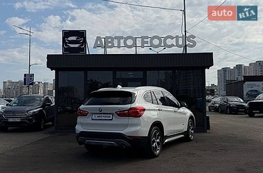 Внедорожник / Кроссовер BMW X1 2016 в Киеве