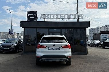Внедорожник / Кроссовер BMW X1 2016 в Киеве