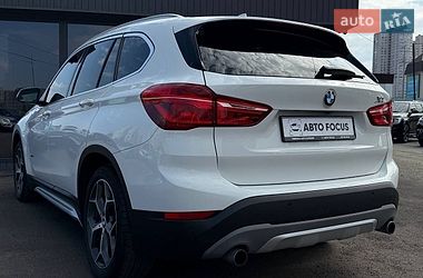 Внедорожник / Кроссовер BMW X1 2016 в Киеве