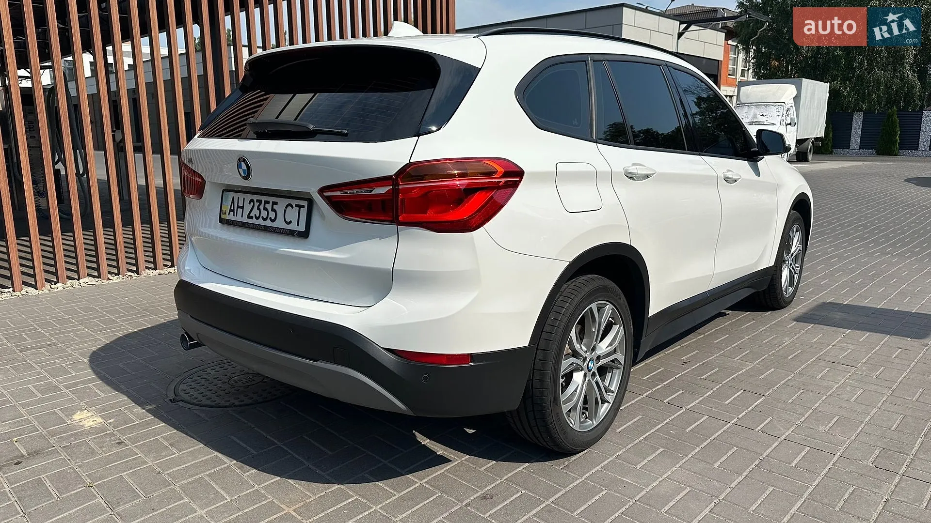 2017 BMW X1 - мініатюра 4