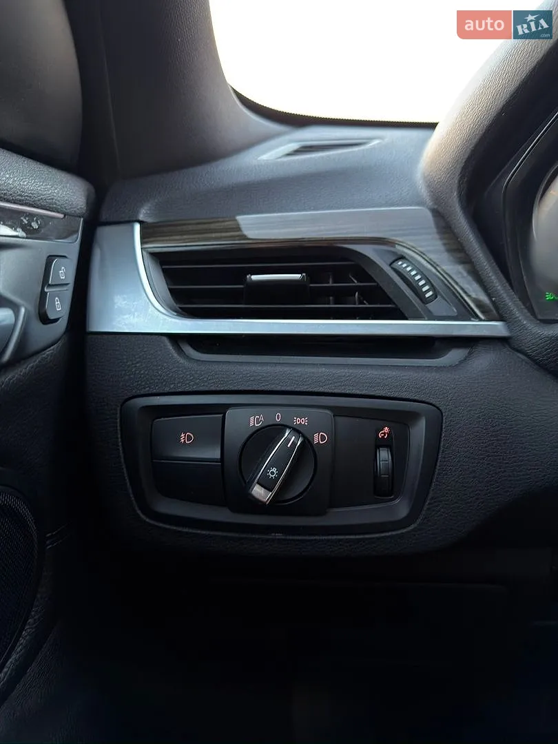 2017 BMW X1 - мініатюра 18