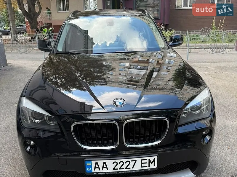 BMW X1 2011