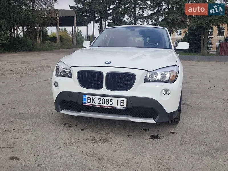 BMW X1 2011