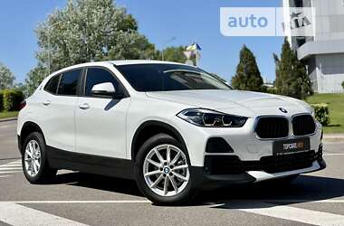 Позашляховик / Кросовер BMW X2 2022 в 