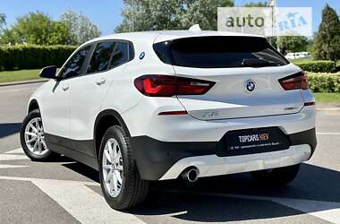 Позашляховик / Кросовер BMW X2 2022 в 