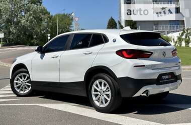 Позашляховик / Кросовер BMW X2 2022 в 