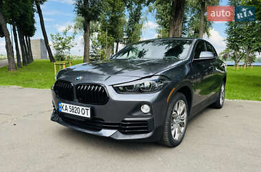 Позашляховик / Кросовер BMW X2 2018 в 