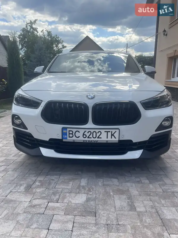 BMW X2
