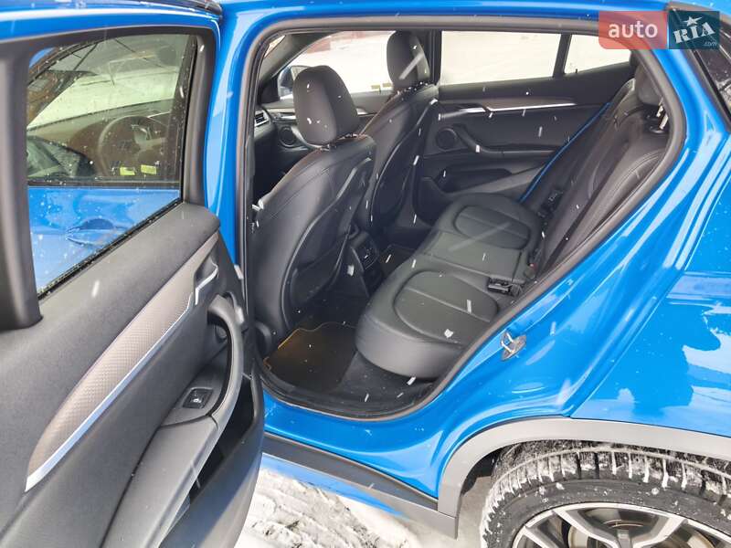 Внедорожник / Кроссовер BMW X2 2018 в Ромнах
