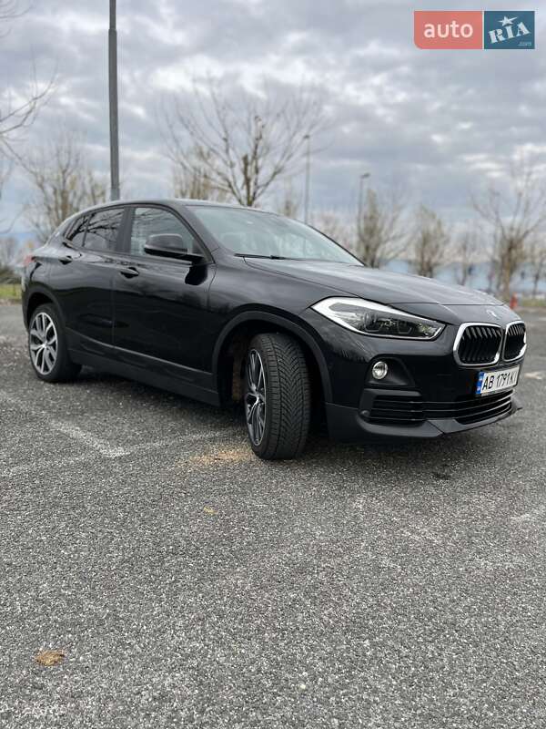 2020 BMW X2, VIN WBAYH110105R94173:plate — zdjęcie 1 (autoria)
