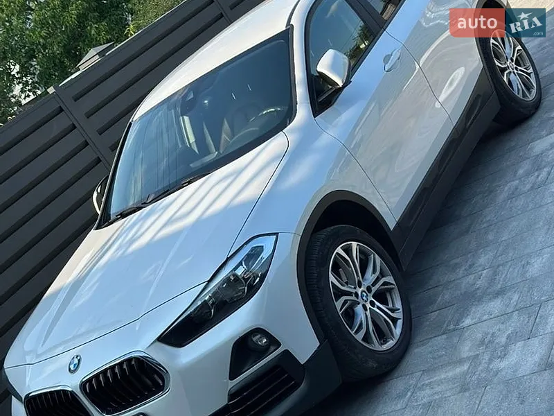 BMW X2