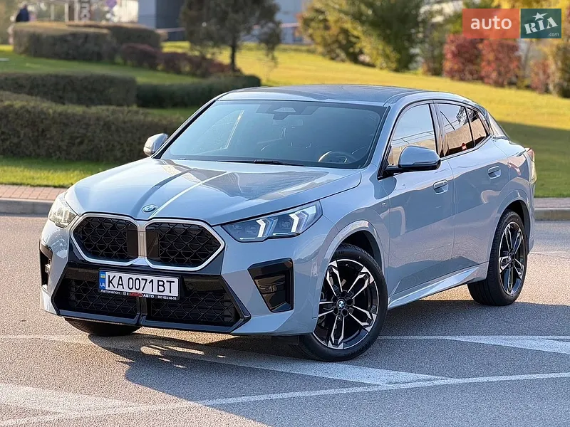 BMW X2