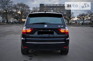 Позашляховик / Кросовер BMW X3 2009 в 