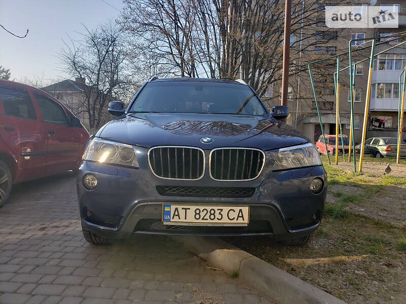 Позашляховик / Кросовер BMW X3 2012 в 