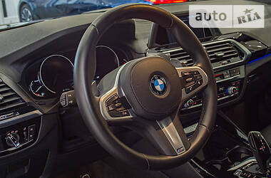 Позашляховик / Кросовер BMW X3 2018 в 