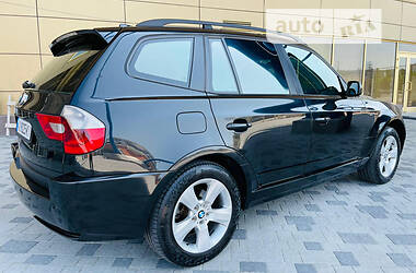 Внедорожник / Кроссовер BMW X3 2003 в Харькове