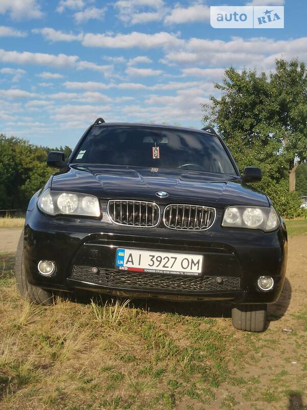 Внедорожник / Кроссовер BMW X3 2005 в Малине