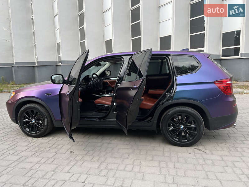 Внедорожник / Кроссовер BMW X3 2013 в Запорожье