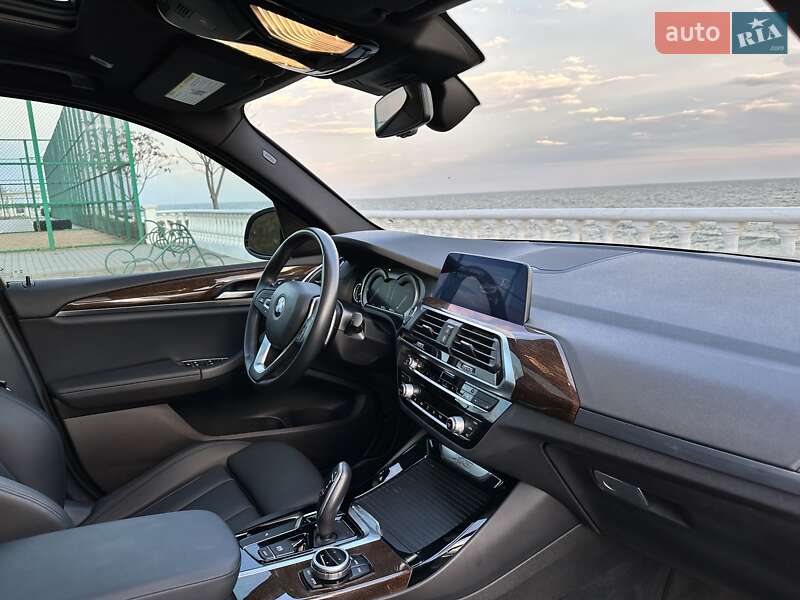 Внедорожник / Кроссовер BMW X3 2018 в Одессе