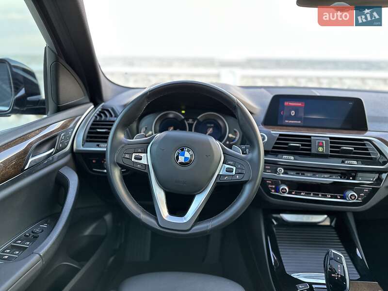 Внедорожник / Кроссовер BMW X3 2018 в Одессе