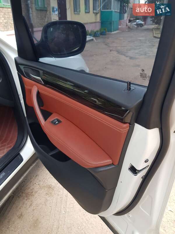 Внедорожник / Кроссовер BMW X3 2013 в Николаеве