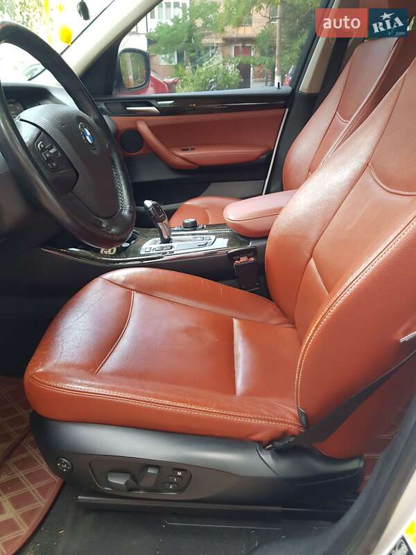 Внедорожник / Кроссовер BMW X3 2013 в Николаеве