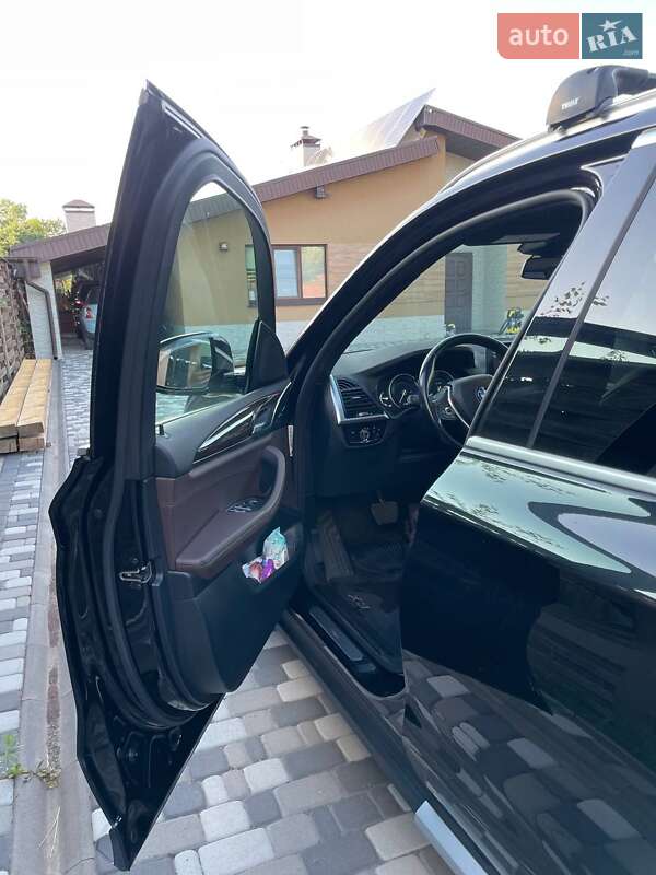 Позашляховик / Кросовер BMW X3 2018 в Києві фото 14 Позашляховик / Кросовер BMW X3 2018 в Києві