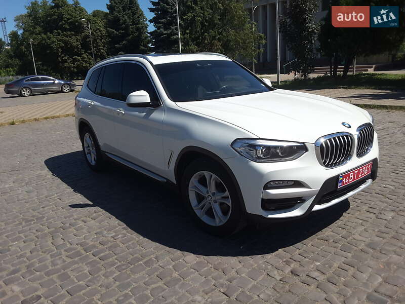 Внедорожник / Кроссовер BMW X3 2018 в Каменец-Подольском