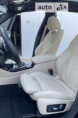 Внедорожник / Кроссовер BMW X3 2021 в 
