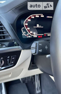 Внедорожник / Кроссовер BMW X3 2021 в 