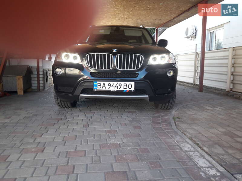 Позашляховик / Кросовер BMW X3 2011 в Новоархангельську