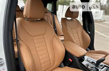 Позашляховик / Кросовер BMW X3 2020 в 