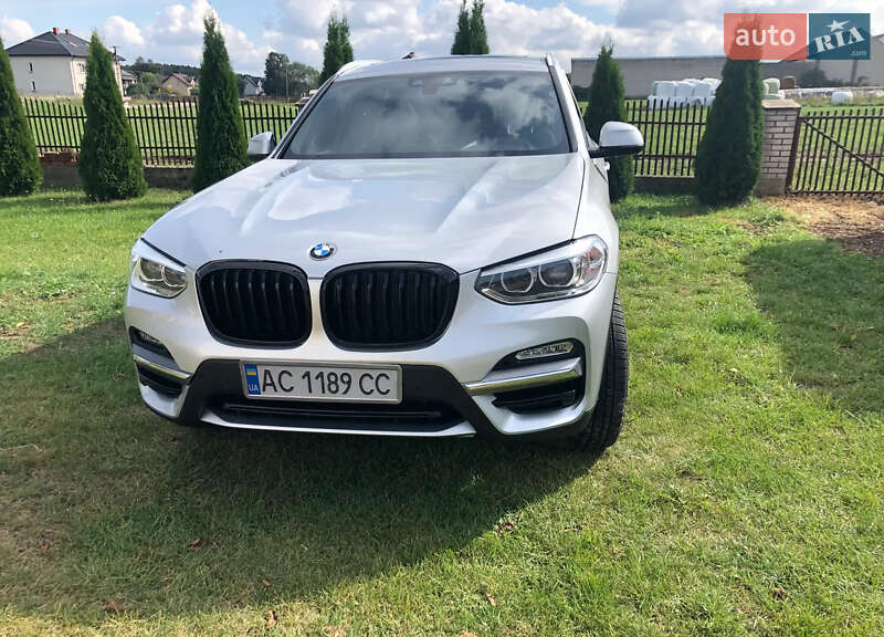 Внедорожник / Кроссовер BMW X3 2019 в Киеве