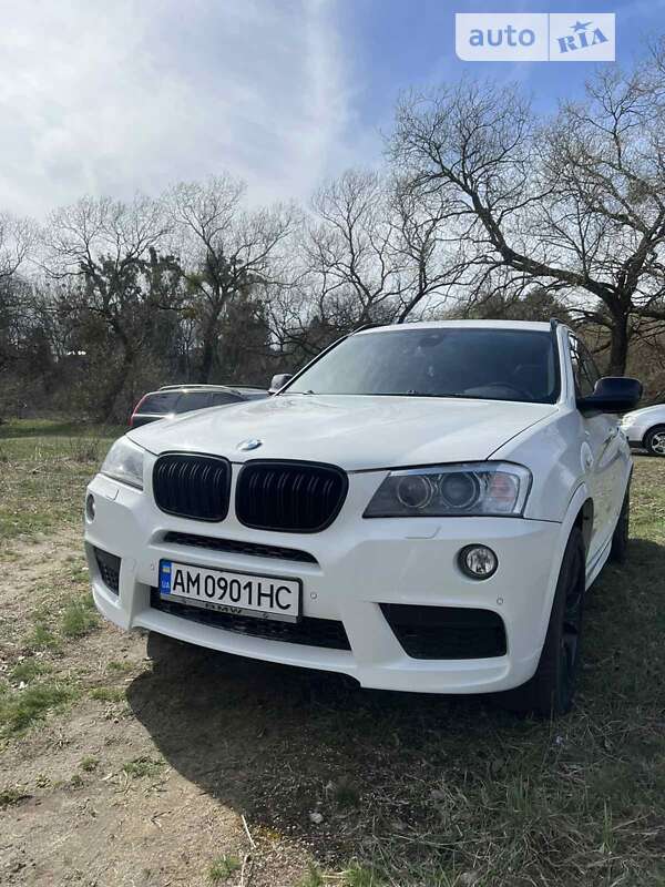 Внедорожник / Кроссовер BMW X3 2013 в Звягеле