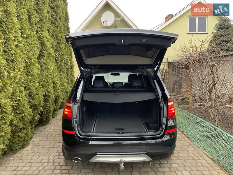 Внедорожник / Кроссовер BMW X3 2016 в Нововолынске