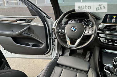 Внедорожник / Кроссовер BMW X3 2020 в Киеве