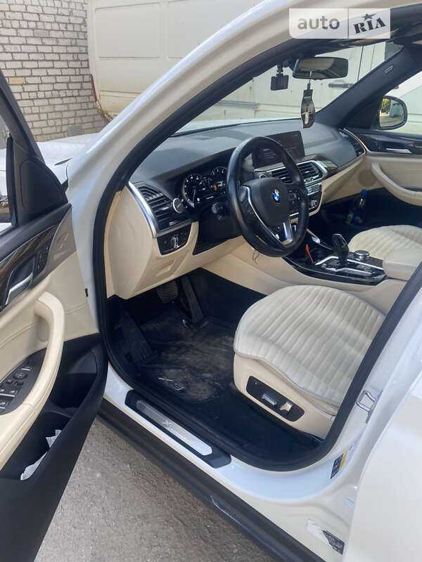 Внедорожник / Кроссовер BMW X3 2018 в Харькове